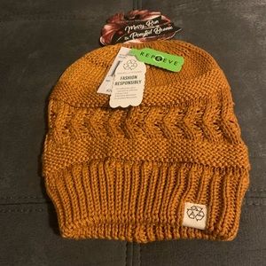 Messy bun and ponytail beanie